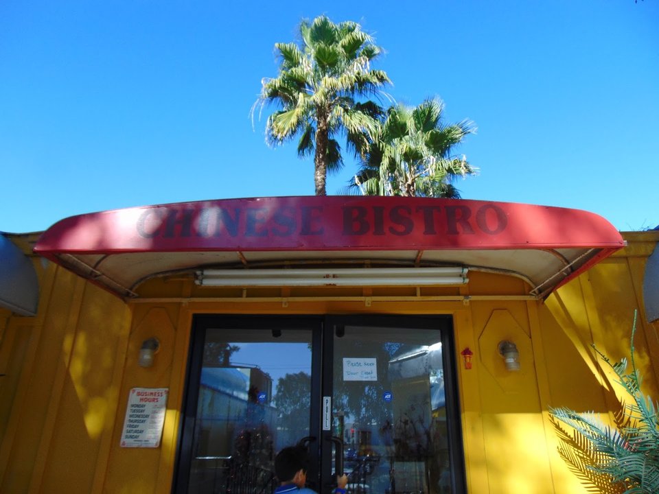 Chinese Bistro in a railway car on CA-74.